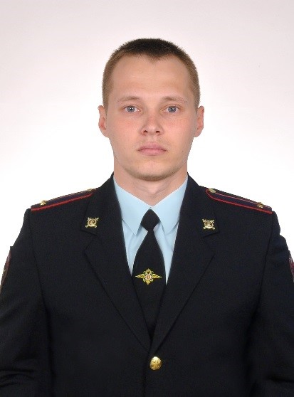 Участковый полицейский Тоболов Роман Валерьевич