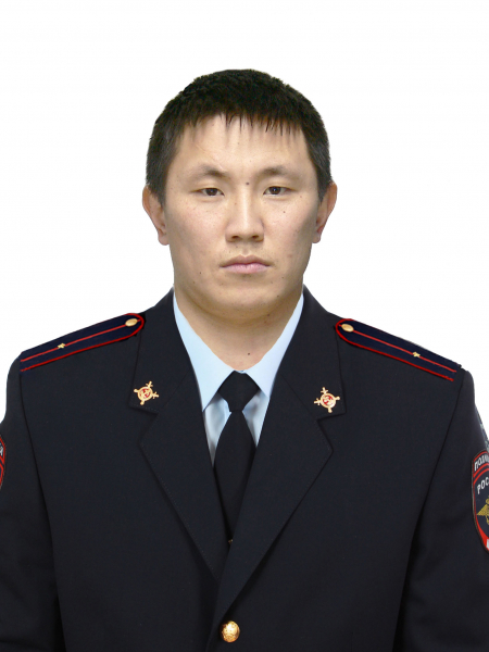 Участковый полицейский Санаков Ижен Олегович