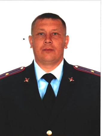 Участковый полицейский Шмелев Андрей Петрович